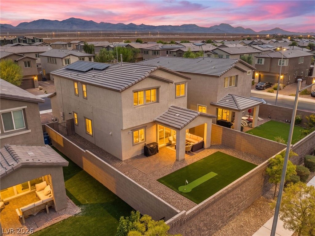 2915 Roaming Palmer Road, North Las Vegas, NV 89086