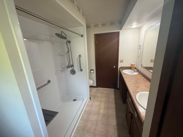 442 31st Avenue, East Moline, IL 61244