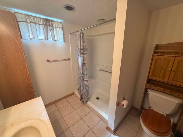 442 31st Avenue, East Moline, IL 61244