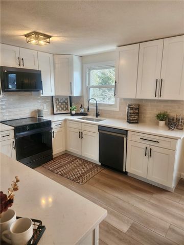 3258 Wildflower Drive, Walworth, NY 14568