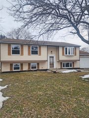 3258 Wildflower Drive, Walworth, NY 14568