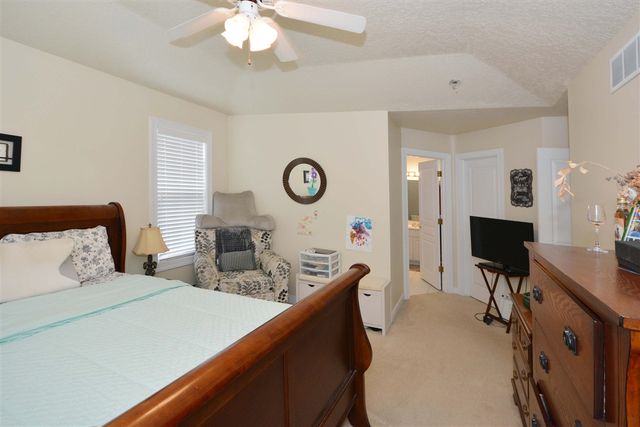 7089 Bolingbrook Drive, Portage, MI 49024