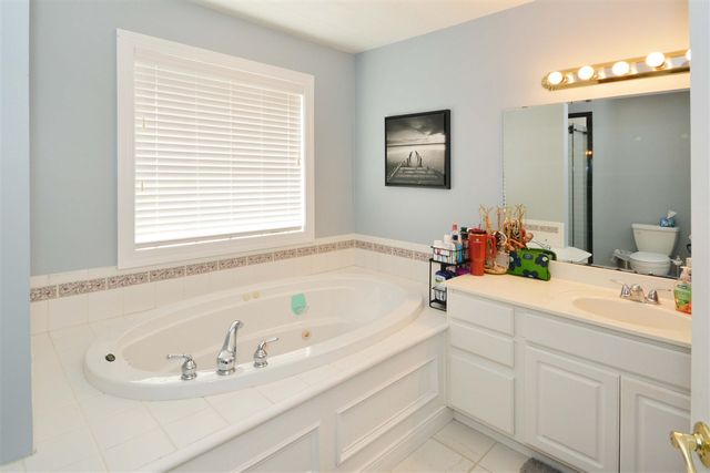 7089 Bolingbrook Drive, Portage, MI 49024