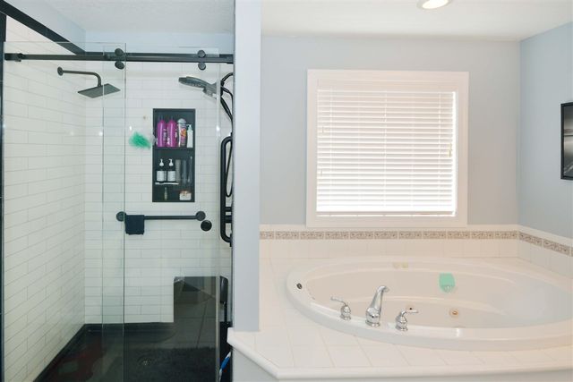 7089 Bolingbrook Drive, Portage, MI 49024