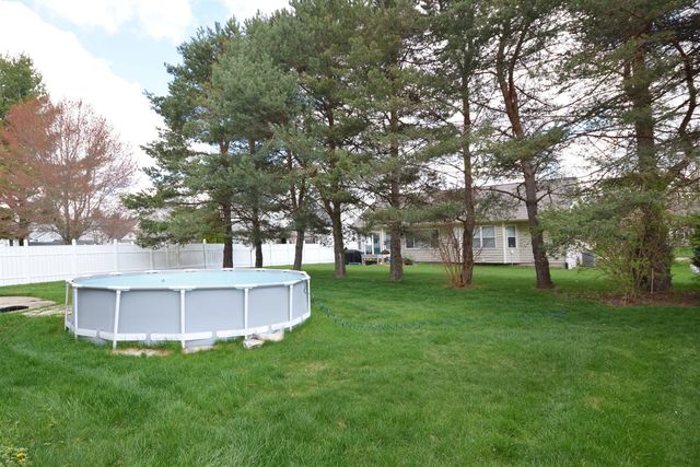 7089 Bolingbrook Drive, Portage, MI 49024