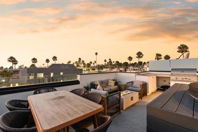 508 N Tremont Street A, Oceanside, CA 92054