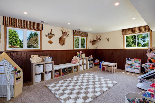 W278S8705 Lookout LANE, Mukwonago, WI 53149
