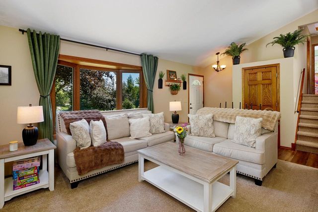 W278S8705 Lookout LANE, Mukwonago, WI 53149