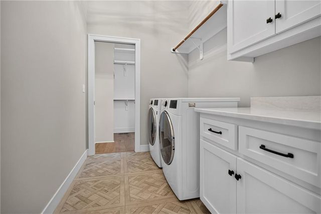 12501 W 169th Street, Overland Park, KS 66221