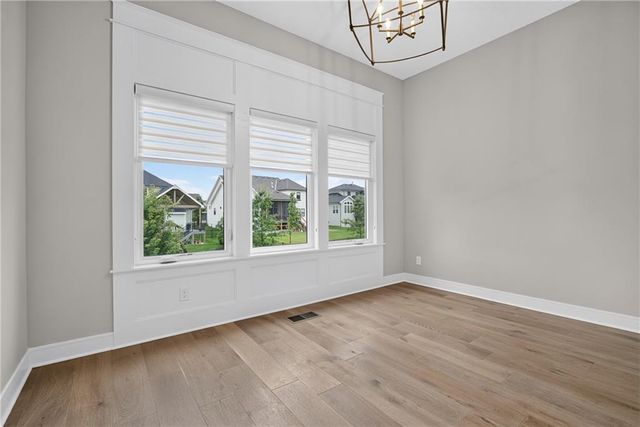 12501 W 169th Street, Overland Park, KS 66221