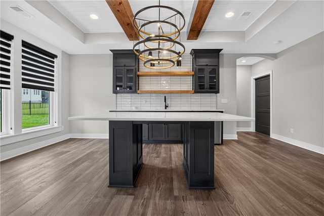 12501 W 169th Street, Overland Park, KS 66221