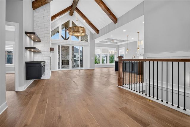 12501 W 169th Street, Overland Park, KS 66221