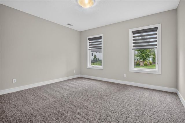 12501 W 169th Street, Overland Park, KS 66221