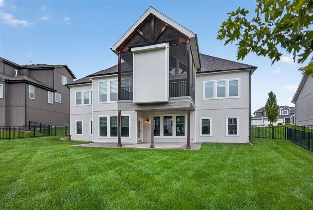 12501 W 169th Street, Overland Park, KS 66221