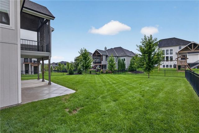 12501 W 169th Street, Overland Park, KS 66221