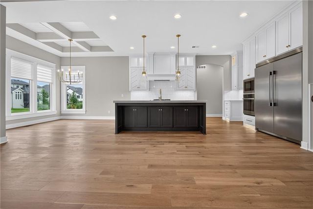 12501 W 169th Street, Overland Park, KS 66221
