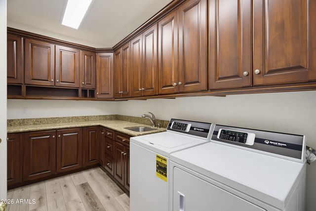 7413 E Wing Shadow Road, Scottsdale, AZ 85255