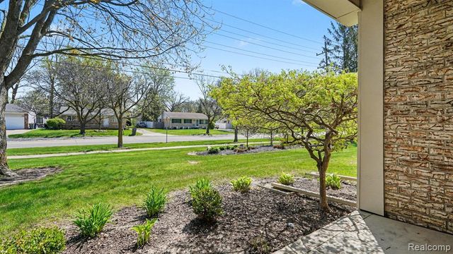 44413 Savery Drive, Canton, MI 48187