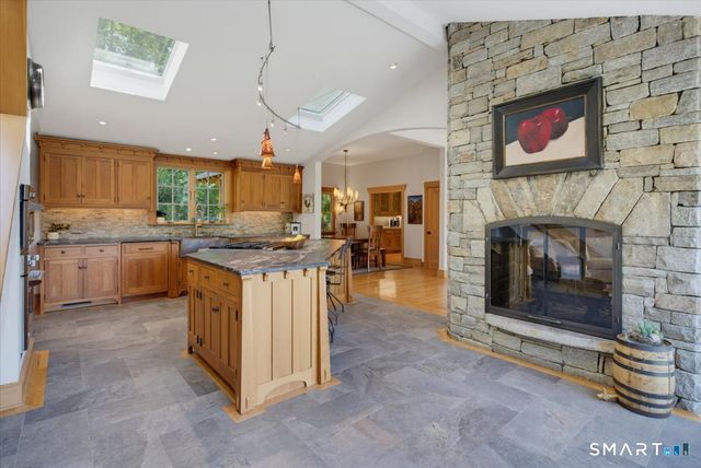 26 Pent Road, Weston, CT 06883