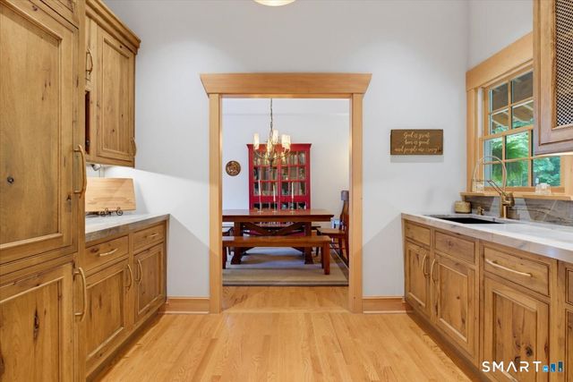 26 Pent Road, Weston, CT 06883