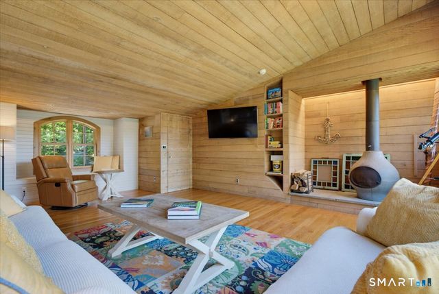 26 Pent Road, Weston, CT 06883
