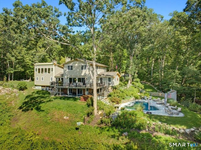 26 Pent Road, Weston, CT 06883