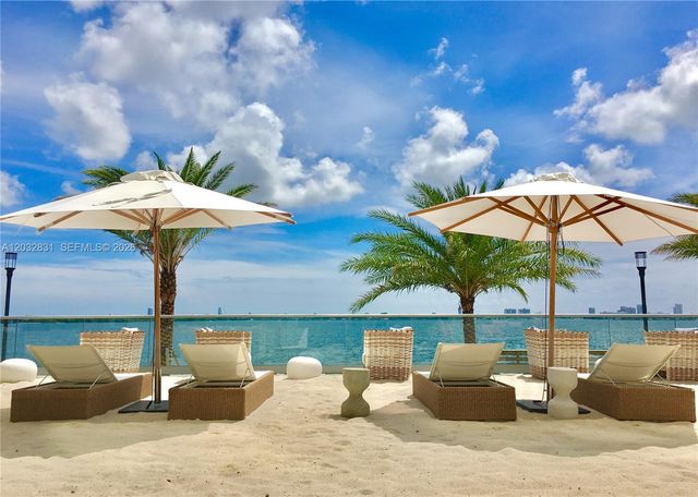 2900 NE 7th Avenue 1902, Miami, FL 33137