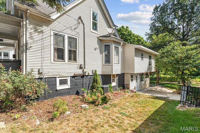 1705 S Rodgers Avenue, Alton, IL 62002