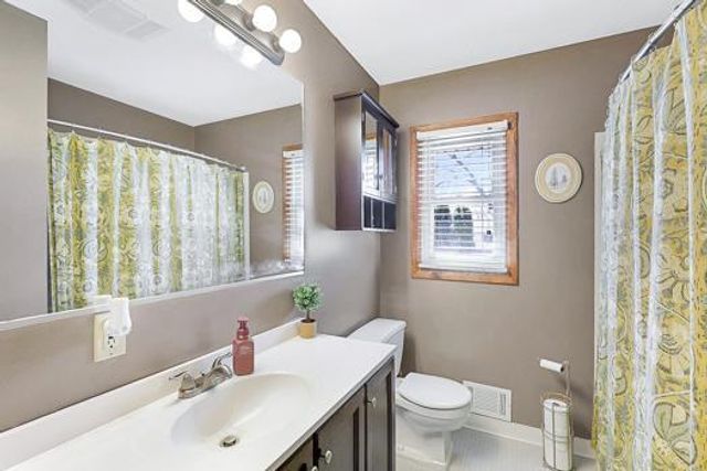 808 Norwood Avenue, Anoka, MN 55303