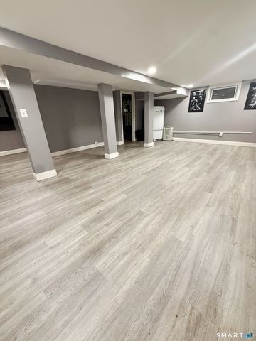 43 Yale Street, Hartford, CT 06114