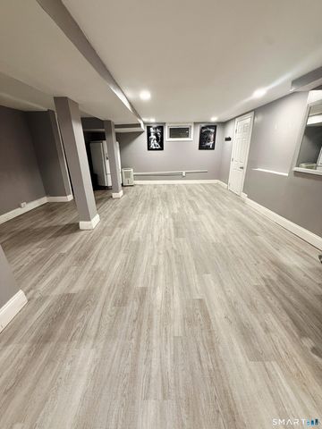 43 Yale Street, Hartford, CT 06114