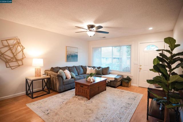 2717 Fountainhead Dr., San Ramon, CA 94583