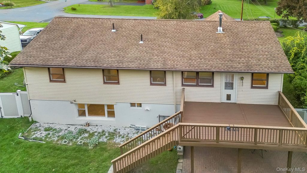 241 Garden Street, New Windsor, NY 12553 — photo 4