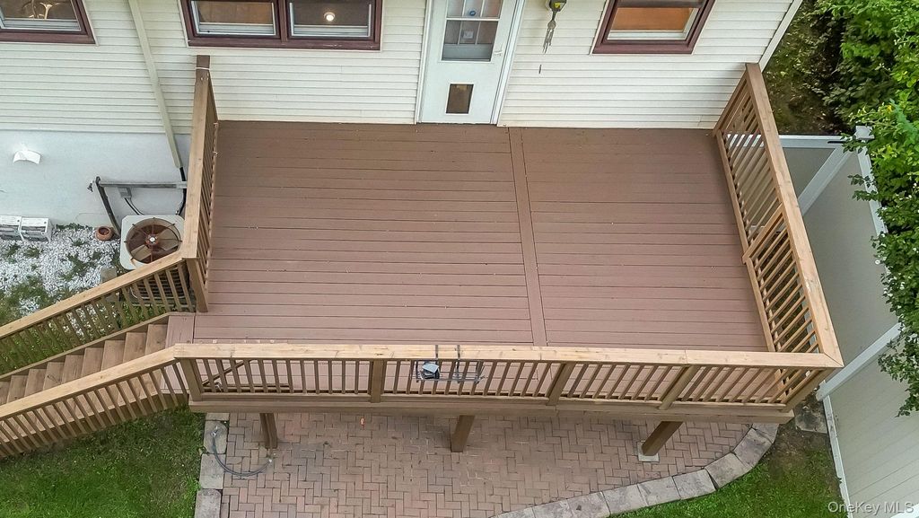 241 Garden Street, New Windsor, NY 12553 — photo 5