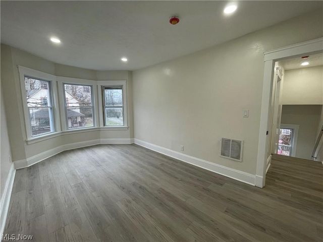 9703 Elwell Avenue, Cleveland, OH 44104