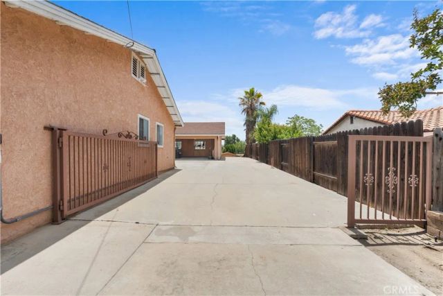 33227 Avenue D, Yucaipa, CA 92399