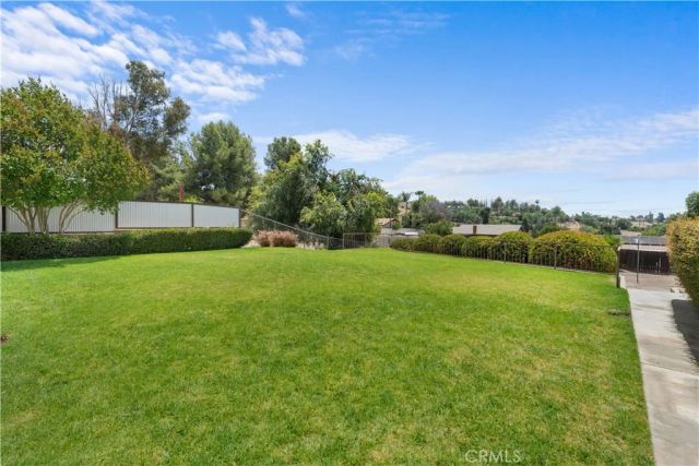 33227 Avenue D, Yucaipa, CA 92399