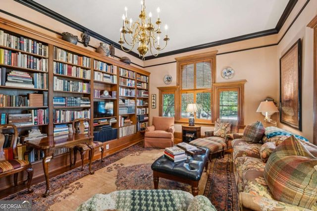 36 Delta Place NE, Atlanta, GA 30307