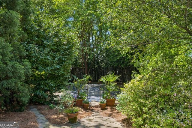 36 Delta Place NE, Atlanta, GA 30307