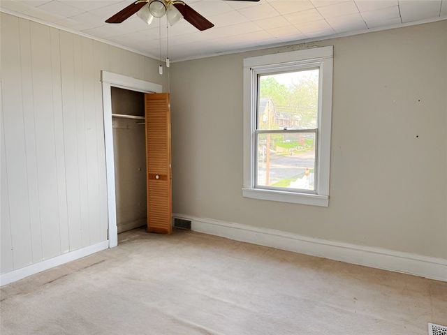 433 Mellon Ave, Baden, PA 15005