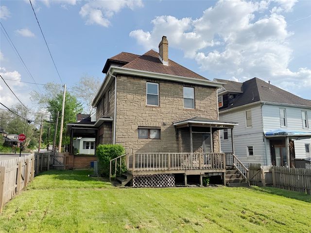 433 Mellon Ave, Baden, PA 15005