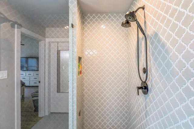 2403 Belaire East LN, Granite Shoals, TX 78654