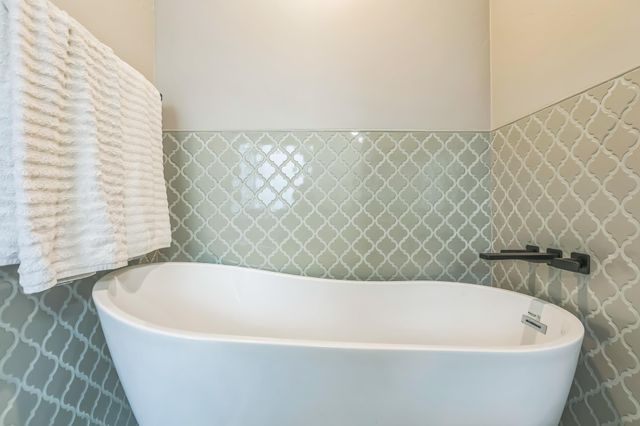 2403 Belaire East LN, Granite Shoals, TX 78654