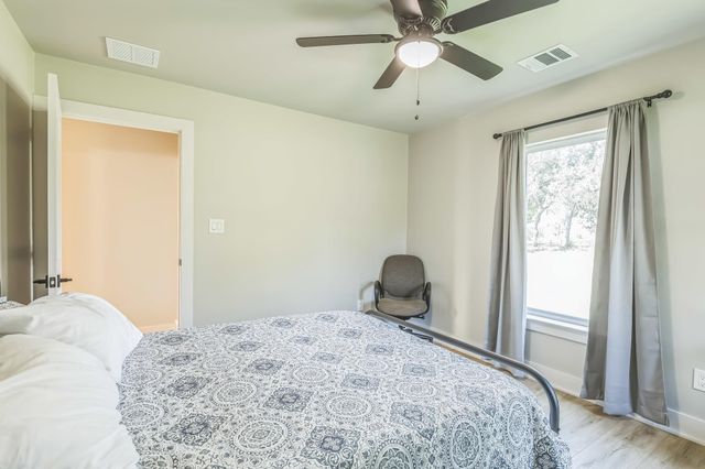 2403 Belaire East LN, Granite Shoals, TX 78654