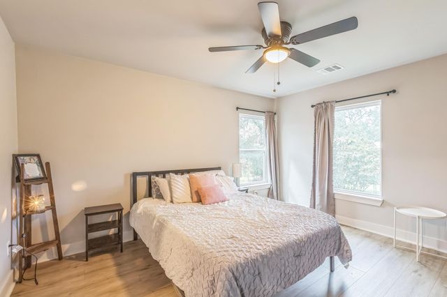 2403 Belaire East LN, Granite Shoals, TX 78654