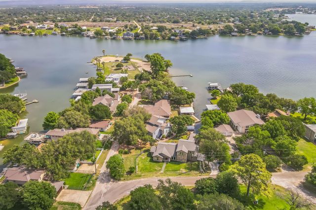2403 Belaire East LN, Granite Shoals, TX 78654