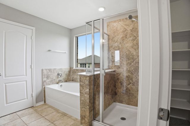 670 Landon Samuel LOOP, Pflugerville, TX 78660