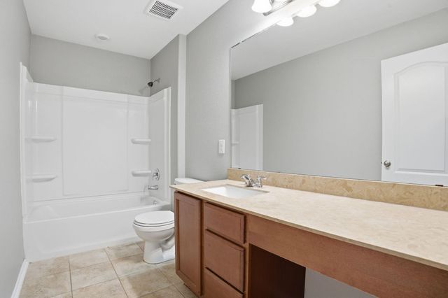 670 Landon Samuel LOOP, Pflugerville, TX 78660