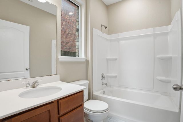 670 Landon Samuel LOOP, Pflugerville, TX 78660