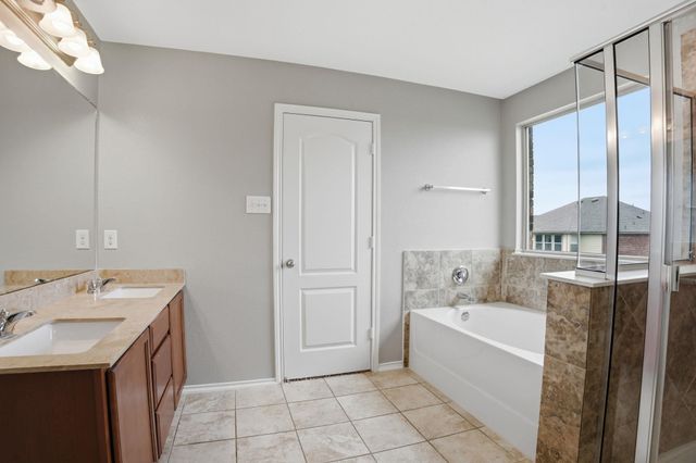 670 Landon Samuel LOOP, Pflugerville, TX 78660